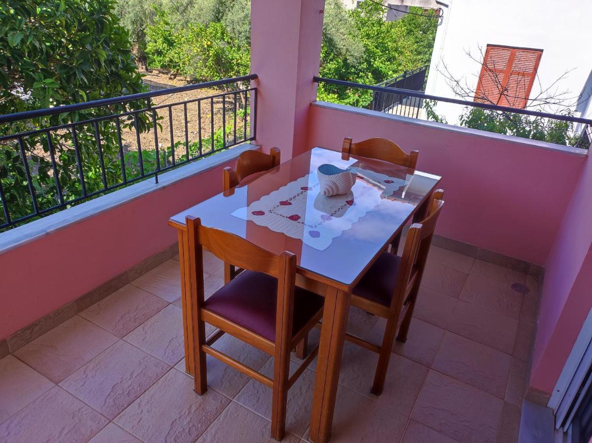 Villa Hospitality Никиана Экстерьер фото